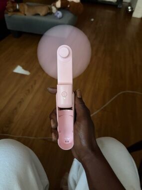 💥NI💥 Portable Pink Handheld Mini Fan - Compact Personal Cooling